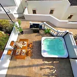 Vakantiehuis Paradise Duplex Calm & Jacuzzi Puerto Rico